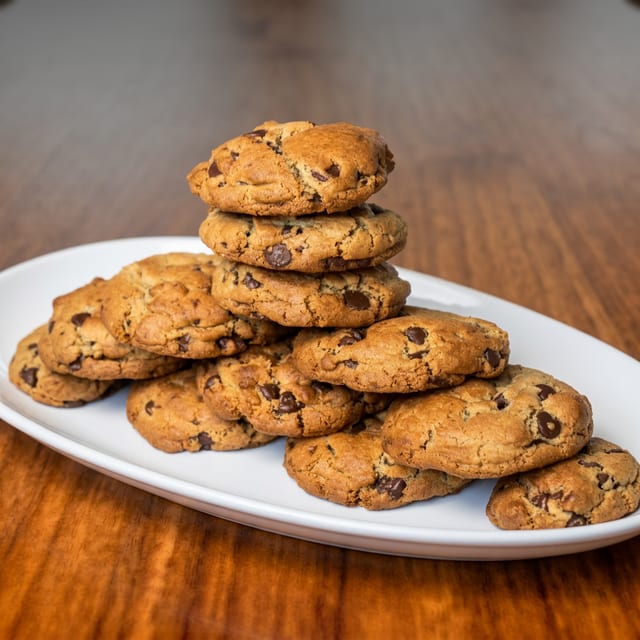 GF Chocolate Chip Cookie W/ Walnuts.